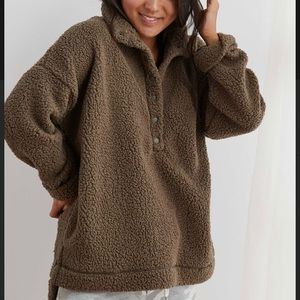 Aerie xs green teddy bear Sherpa sweater pullover olive army snap